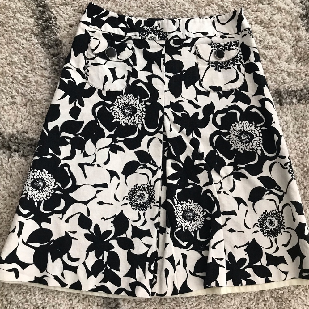 Black & White Floral Print Skirt